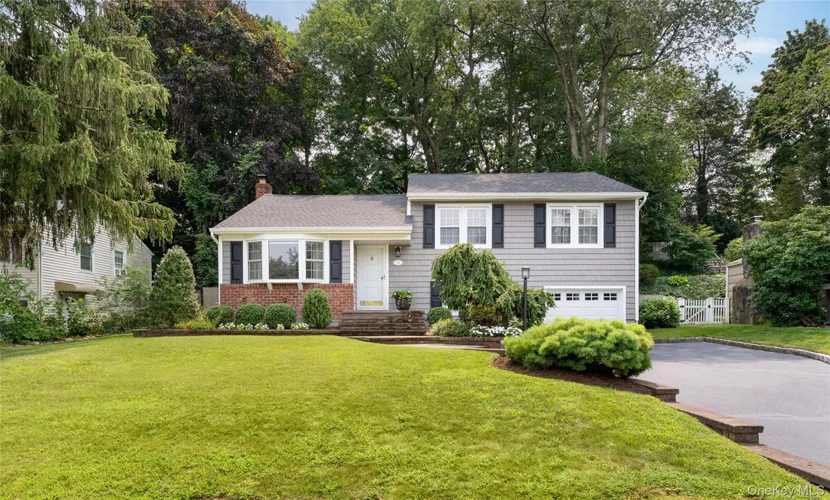 13 Longford Street, Huntington, NY 11743 - #1