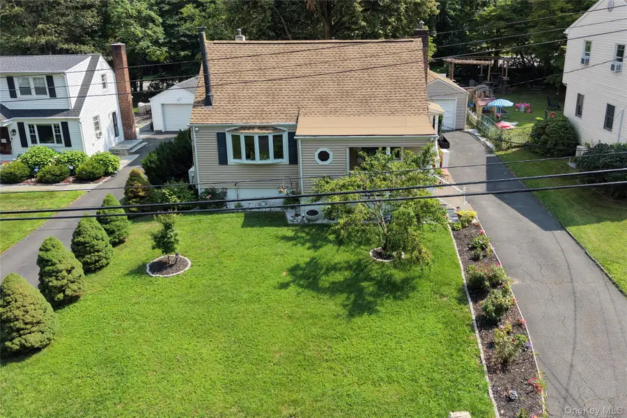 12 Saratoga Road, White Plains, NY 10607 - #2