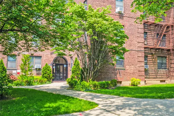 139-15 28th Road #1F, Flushing, NY 11354