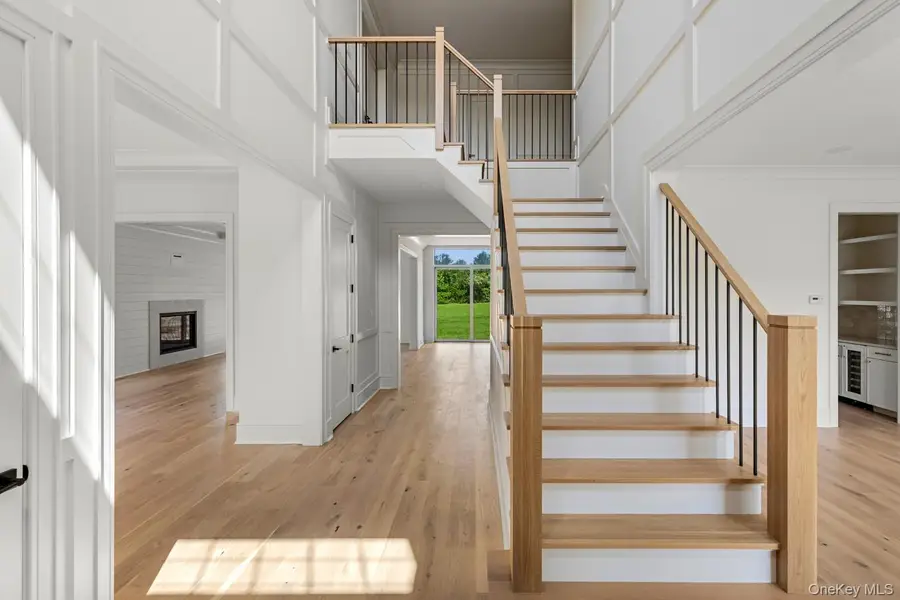 2 D'amico Court, Melville, NY 11747 - #2