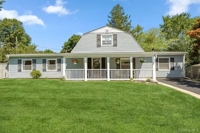 1 Grendon Lane, Farmingville, NY 11738 - #2