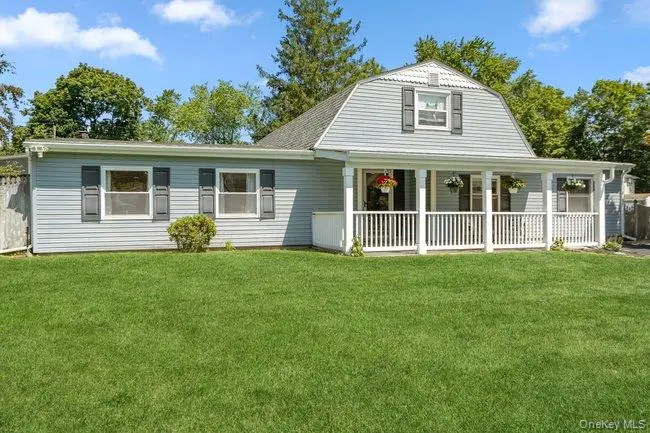 1 Grendon Lane, Farmingville, NY 11738 - #3