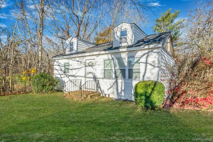 24485 Main Road, Cutchogue, NY 11935 - #2