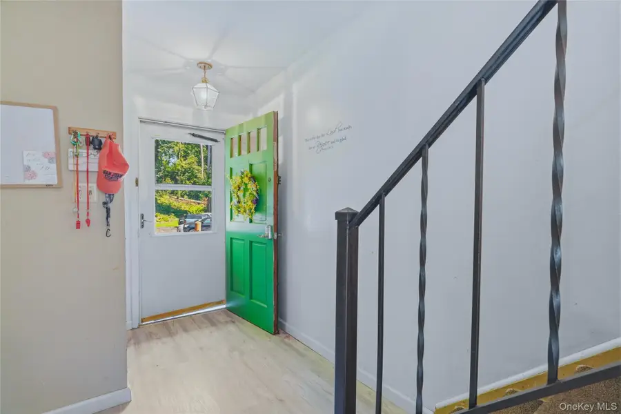 31 Roundtree Court, Beacon, NY 12508 - #2