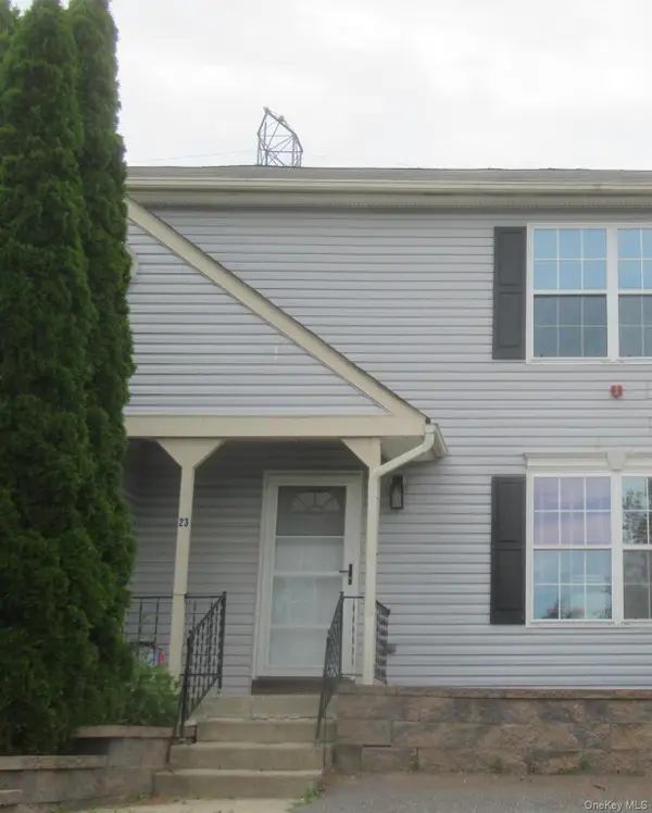 23 Marian Court, Warwick, NY 10990