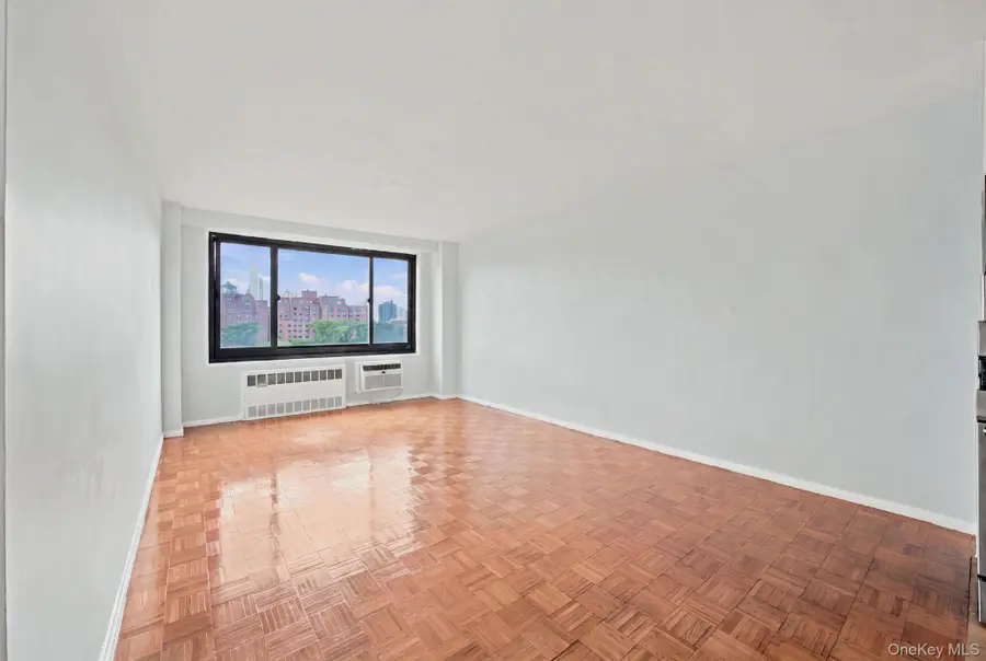 185 Hall Street #1010, Brooklyn, NY 11205 - #2