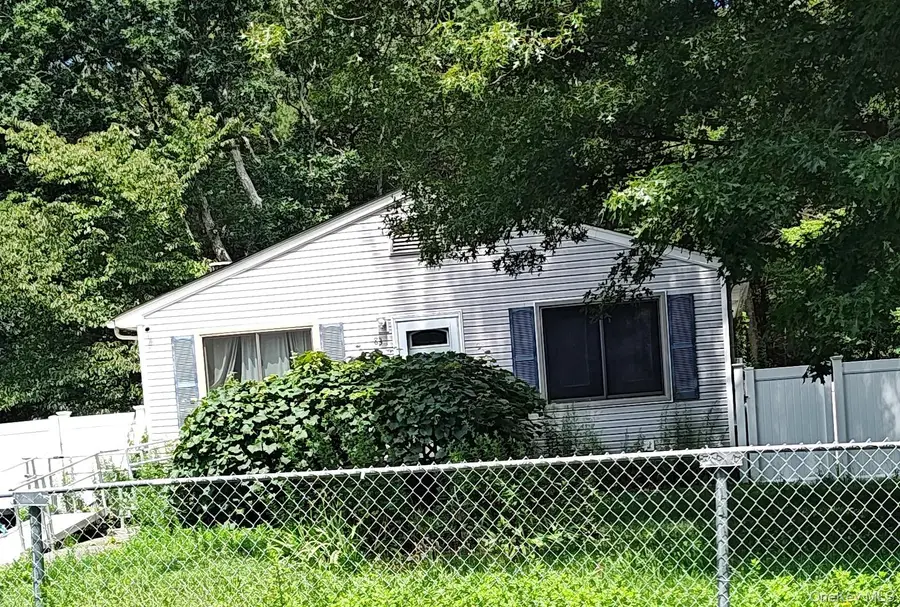 83 Norfleet Lane, Coram, NY 11727 - #2
