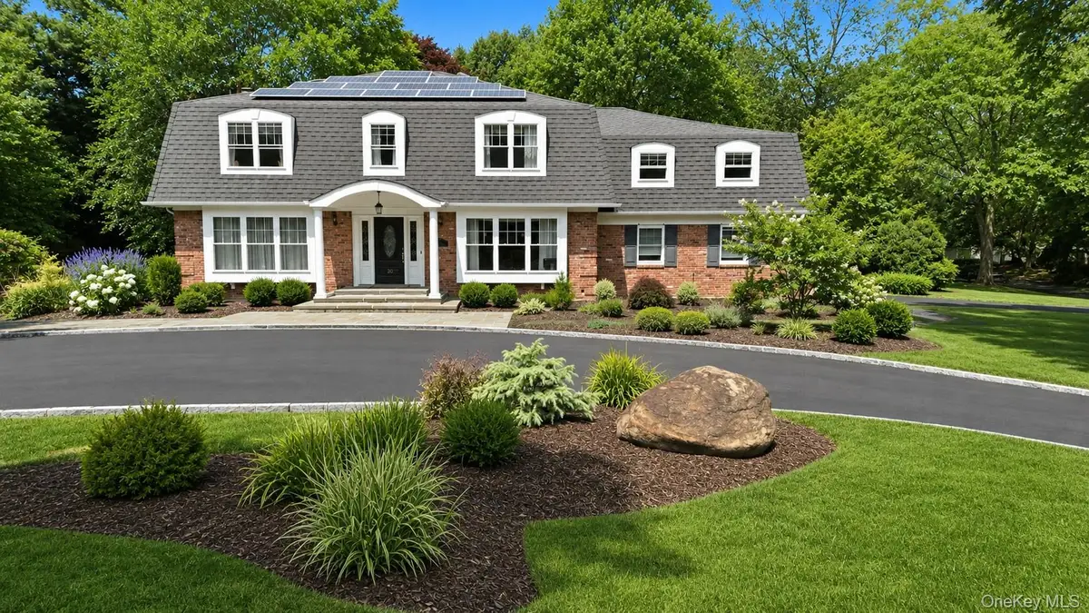 20 Longacre Drive, Huntington, NY 11743 - #1