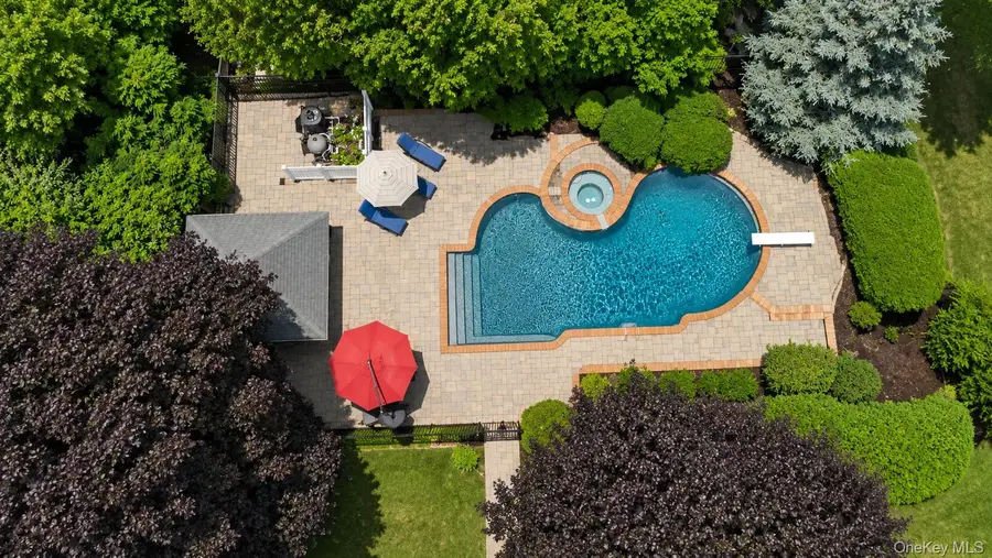 20 Longacre Drive, Huntington, NY 11743 - #2
