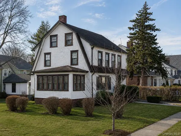 330 E Devonia Avenue, Mount Vernon, NY 10552