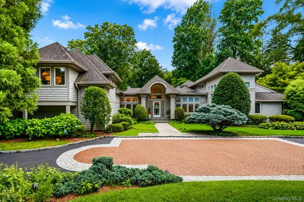 24 Winding Lane, Upper Brookville, NY 11545