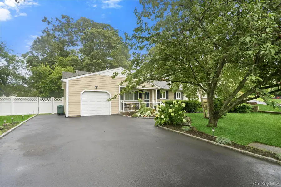 333 Ontario Street, Ronkonkoma, NY 11779 - #3