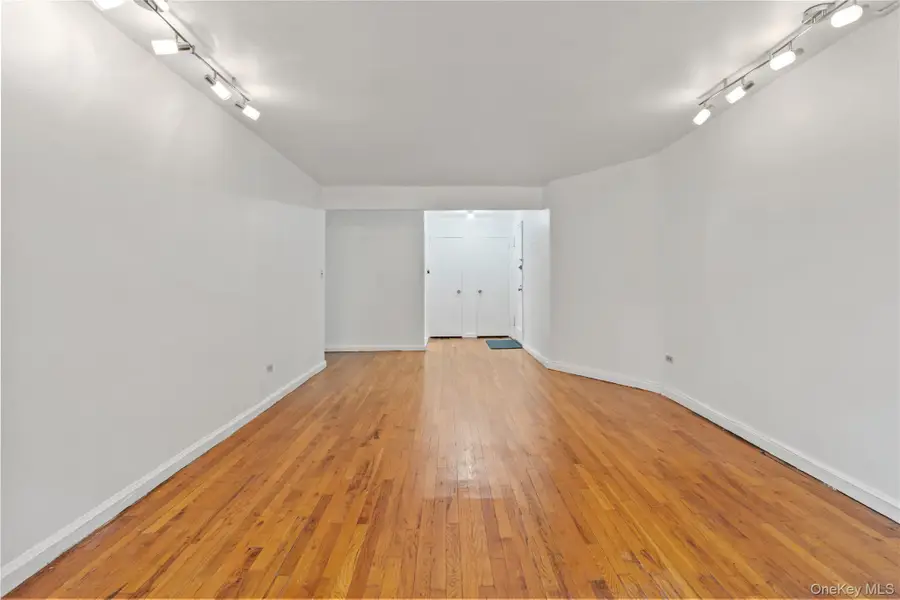 67-25 Clyde Street #2G, Forest Hills, NY 11375 - #2