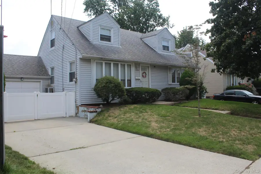 120 N Terrace Place, Valley Stream, NY 11580 - #3