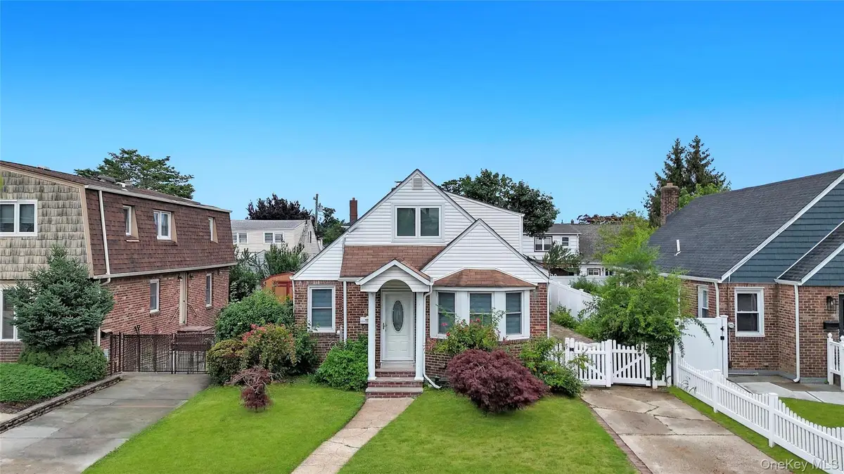 47 Fendale, Franklin Square, NY 11010 - #1