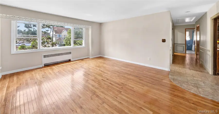 240 Pearl Street, Lawrence, NY 11559 - #2