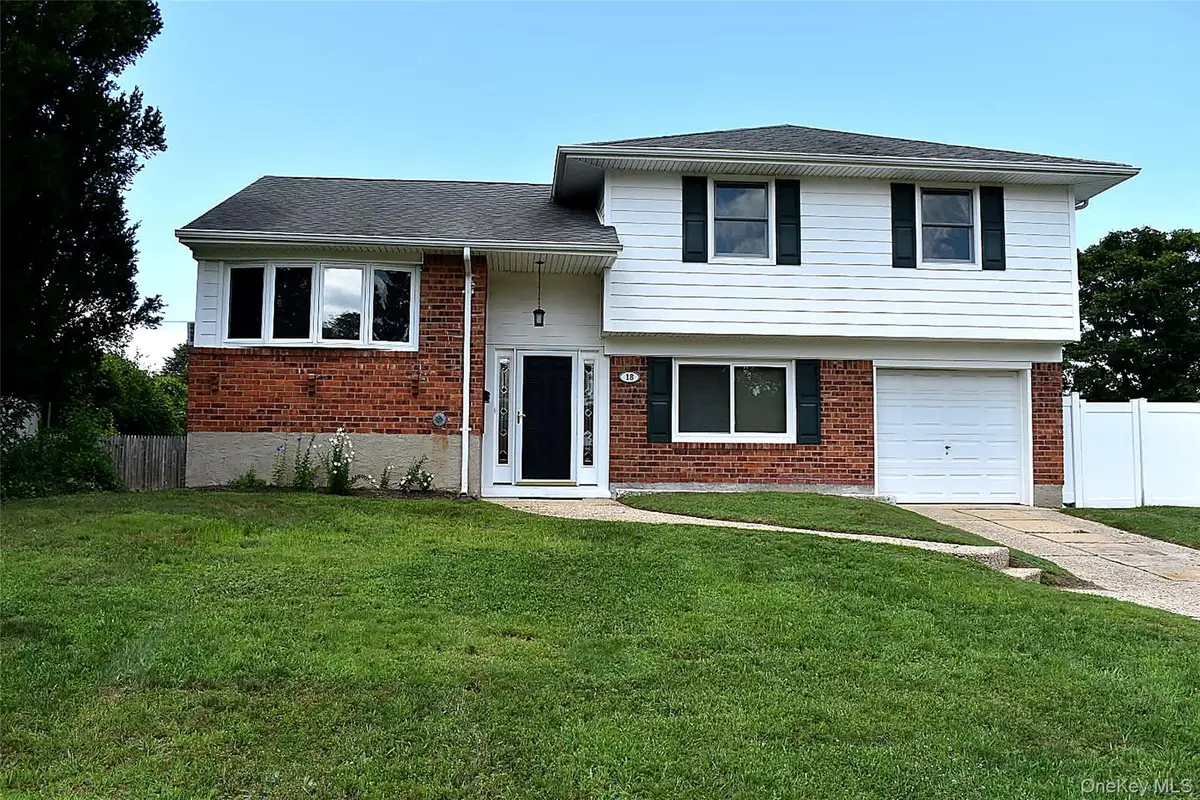 18 Brocton Lane, Kings Park, NY 11754 - #1