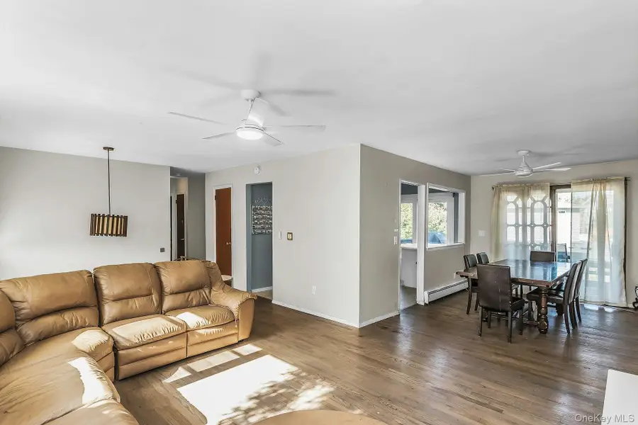 1 Karen Court, Bayville, NY 11709 - #2