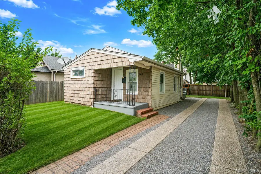 263 Valcour Avenue, Uniondale, NY 11553 - #3