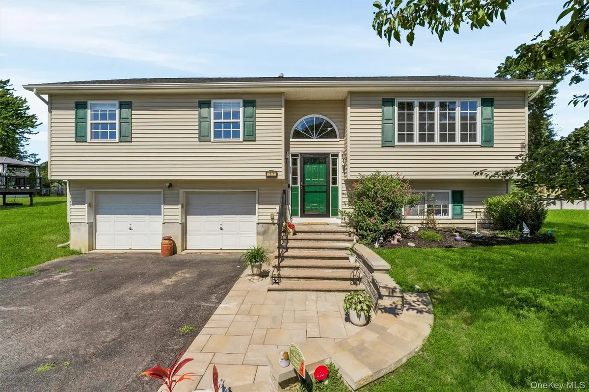 17 Princeton Drive, Walden, NY 12586 - #1