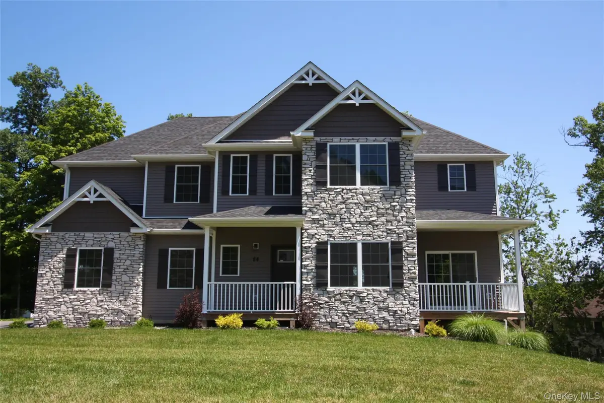 84 Frank Street, New Windsor, NY 12553 - #1