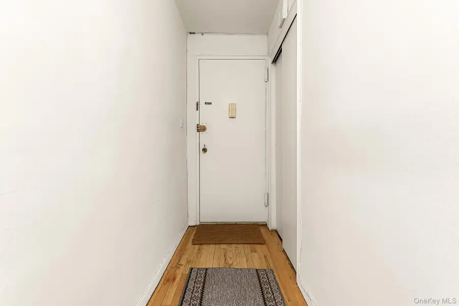 67-50 Thornton Place #4S, Forest Hills, NY 11375 - #3