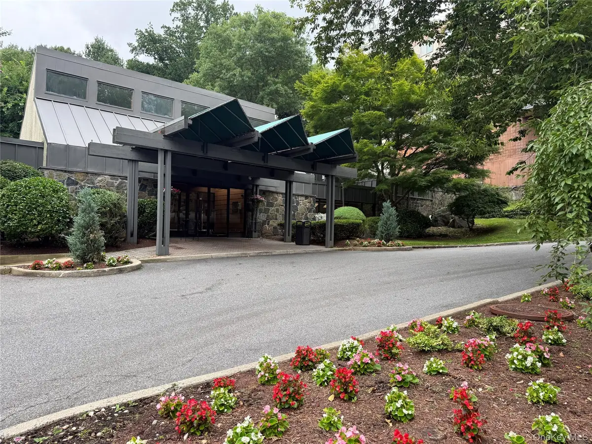 2 Fountain Lane #1-M, Scarsdale, NY 10583 - #1