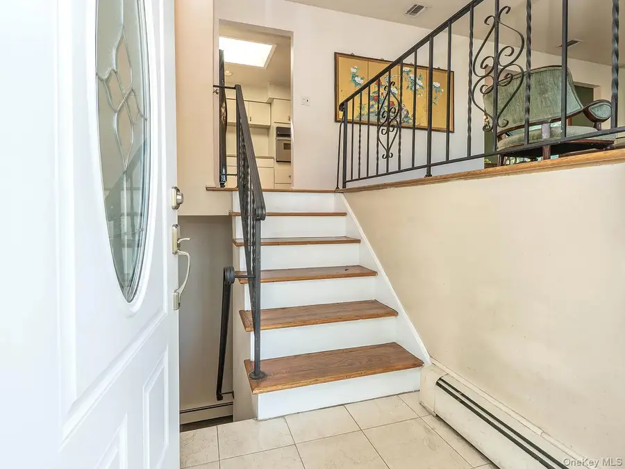 12 3rd Avenue, Port Washington, NY 11050 - #2