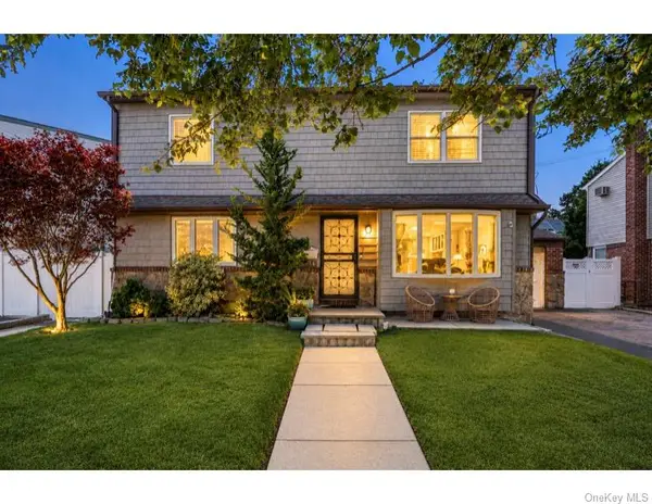 1005 Ferngate Drive, Franklin Square, NY 11010