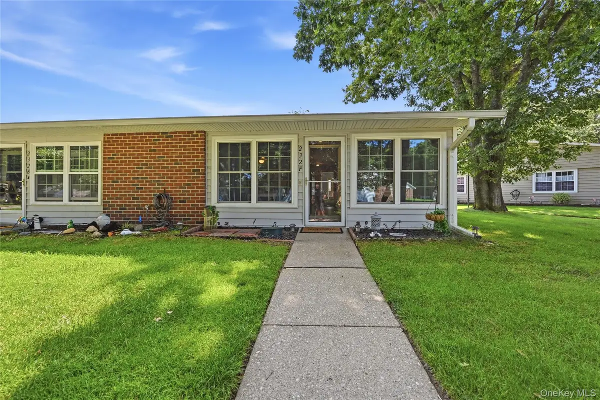 232 Blackpool Court #F, Ridge, NY 11961 - #1