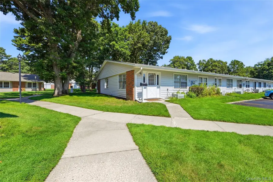 232 Blackpool Court #F, Ridge, NY 11961 - #2