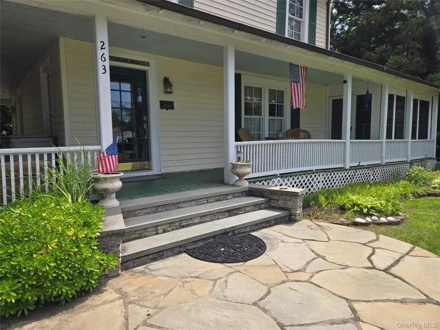 263 Candee Avenue, Sayville, NY 11782 - #3