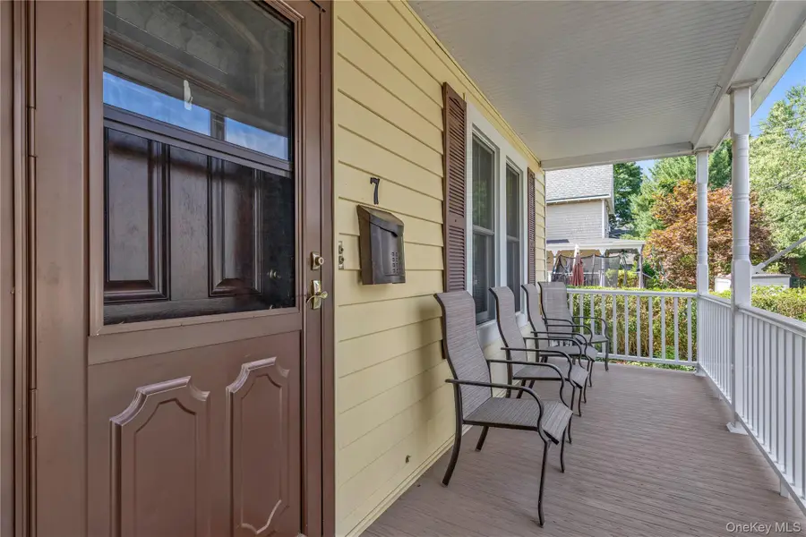 7 Brown Street, Sea Cliff, NY 11579 - #2