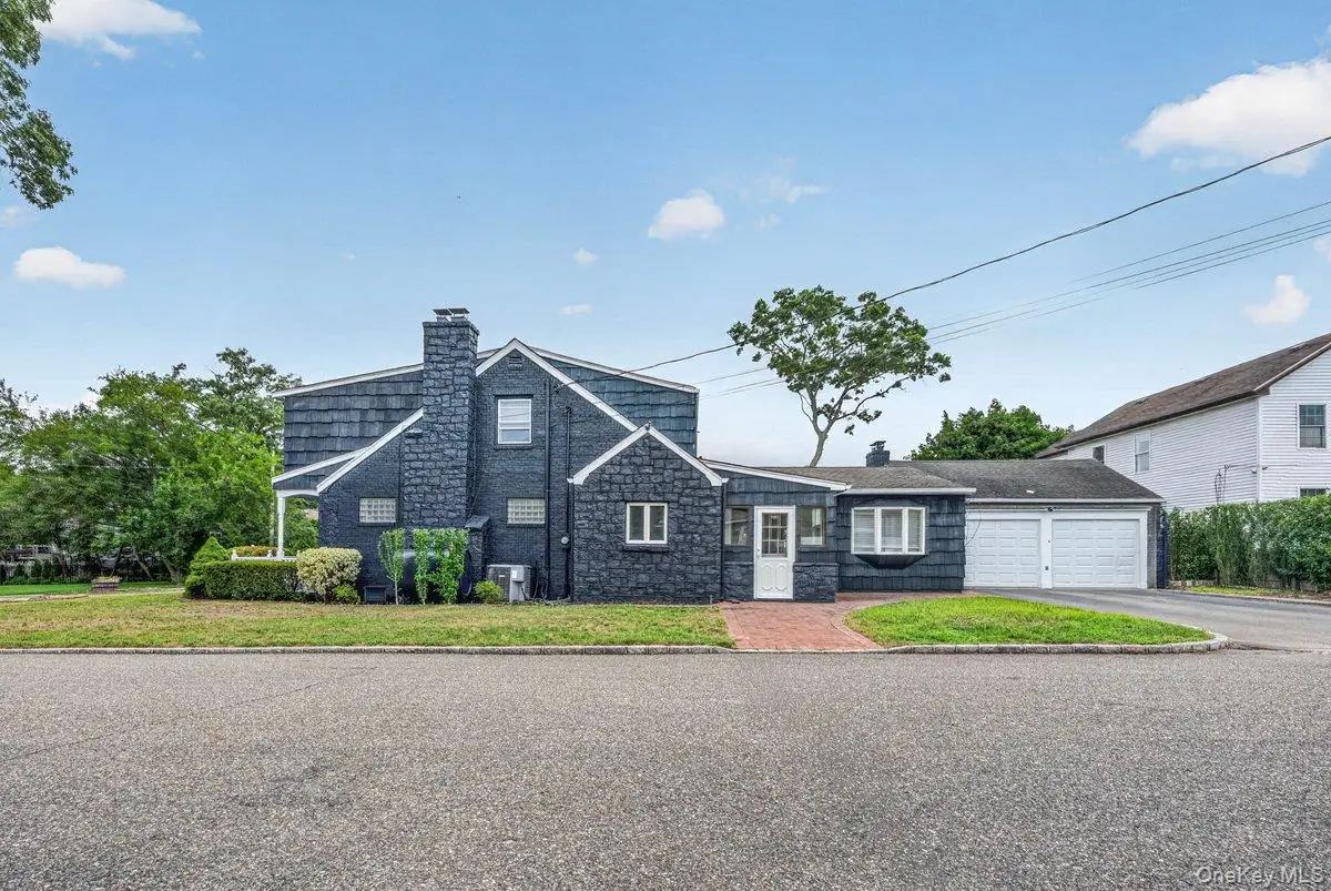 60 Lake Shore Drive, Patchogue, NY 11772 - #1