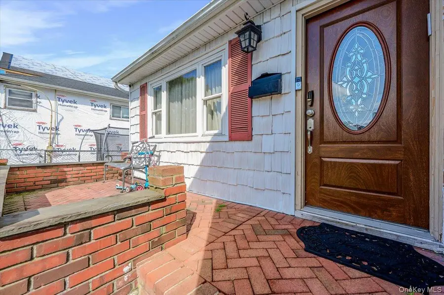 30 Cheshire Road, Inwood, NY 11096 - #2