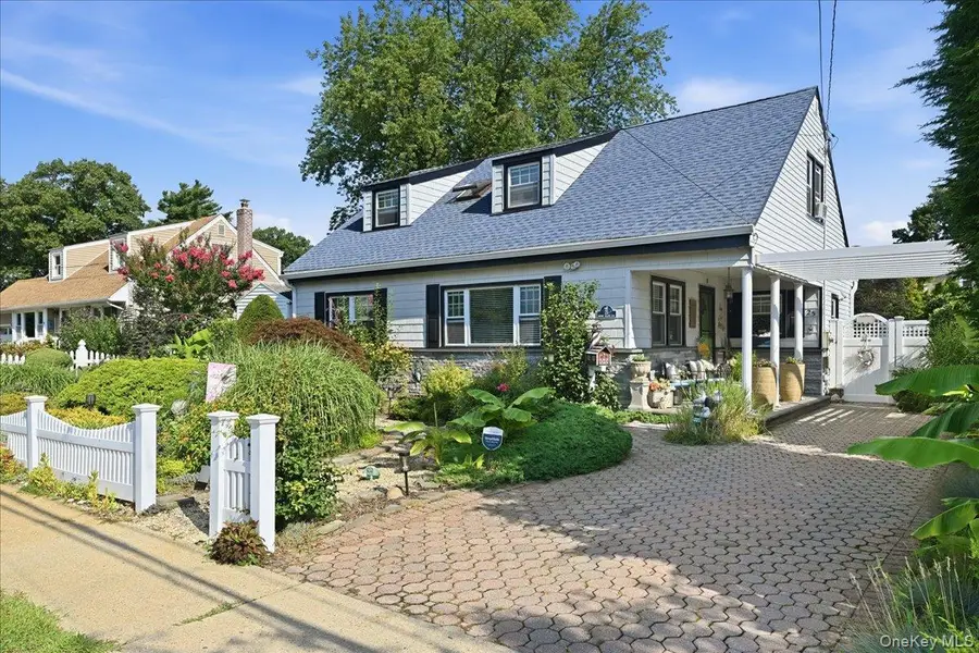 25 Rhode Island Avenue, Massapequa, NY 11758 - #3