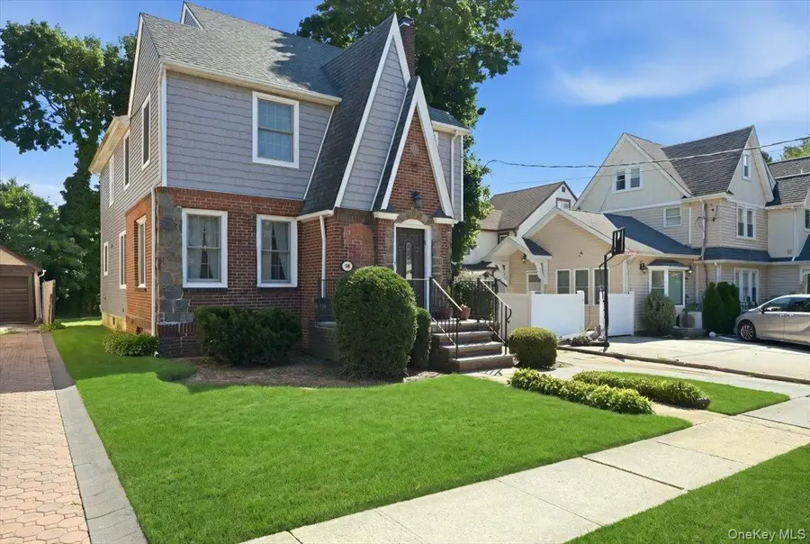 243 Spruce Street, West Hempstead, NY 11552 - #2