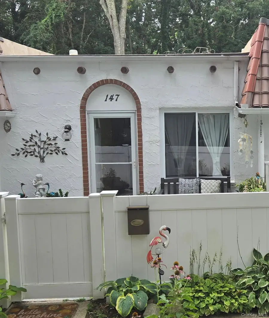 147 Birchwood Road #147, Medford, NY 11763 - #3