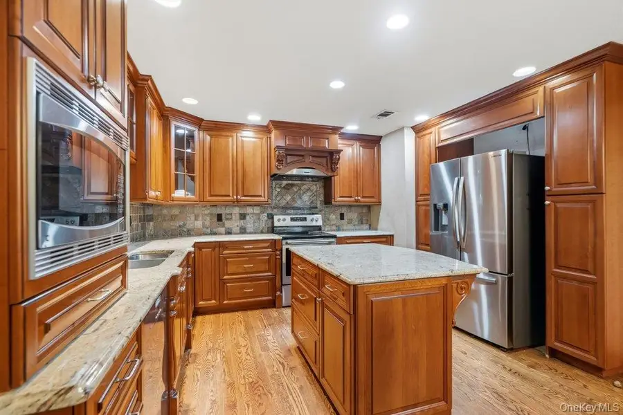 11 Maple Run Drive, Jericho, NY 11753 - #3