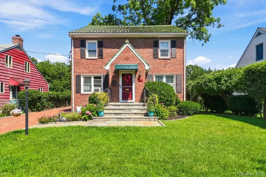 34 Keats Avenue, Hartsdale, NY 10530 - #2
