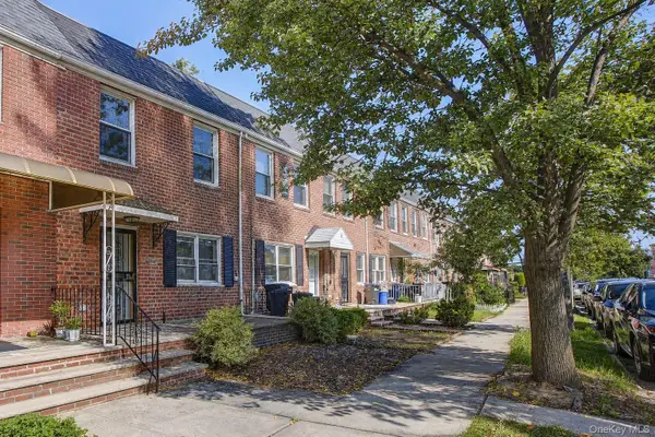 50-35 207th Street, Bayside, NY 11364