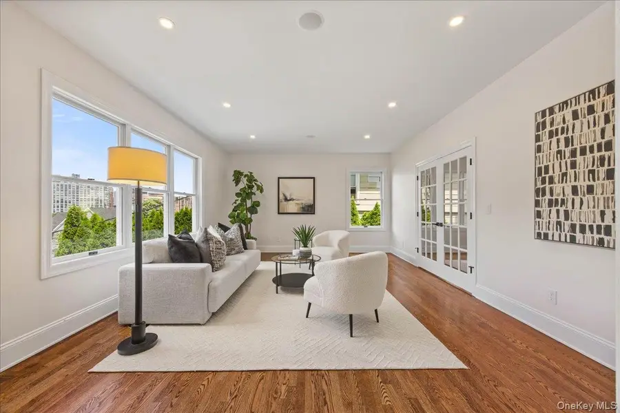 7 Wyanoke Street, White Plains, NY 10606 - #3