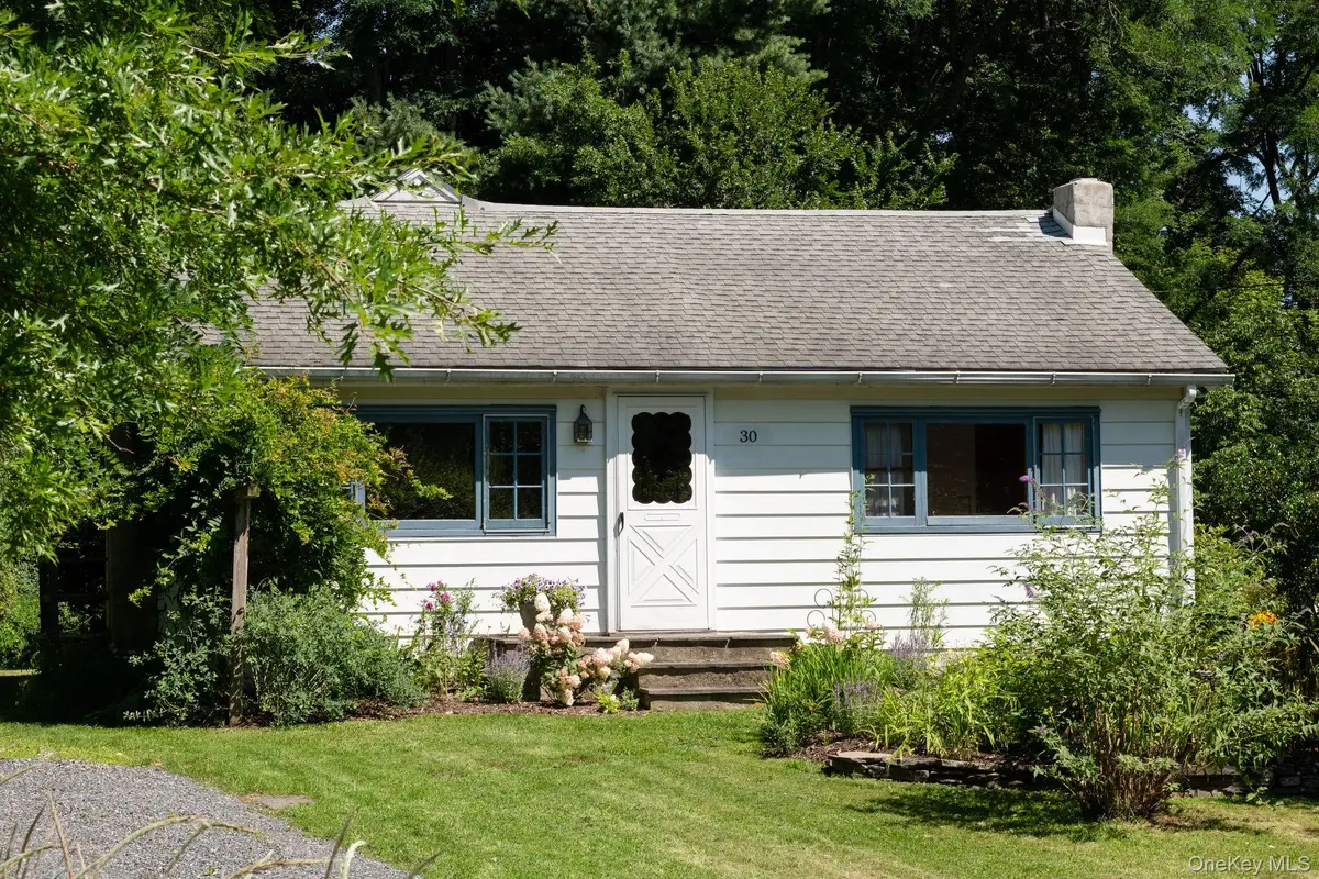 30 Locust Grove Road, Rhinebeck, NY 12572 - #1