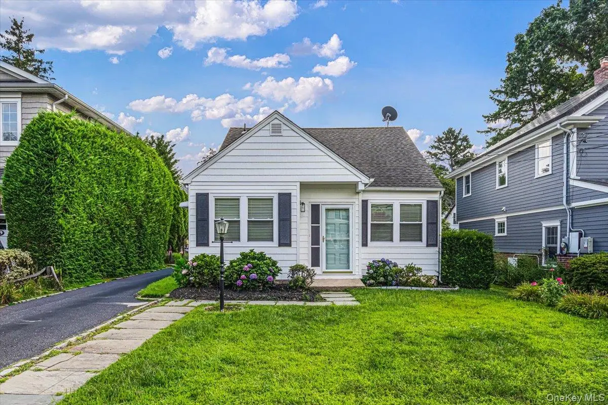 104 Fairfield Avenue, Port Washington, NY 11050 - #1