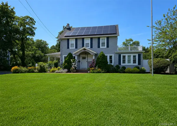 9 Ocean Avenue, Amityville, NY 11701