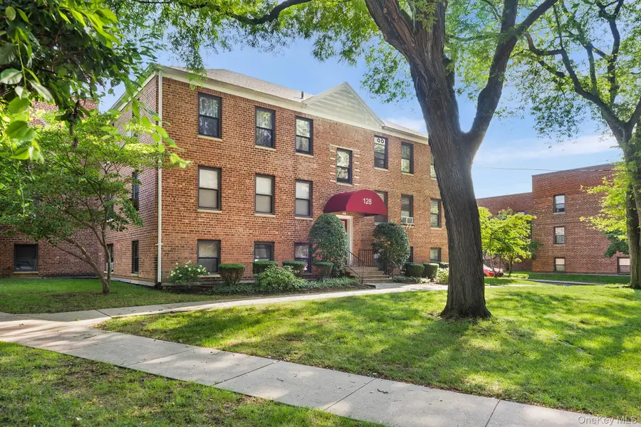 128 Richbell Road #B4, Mamaroneck, NY 10538 - #3