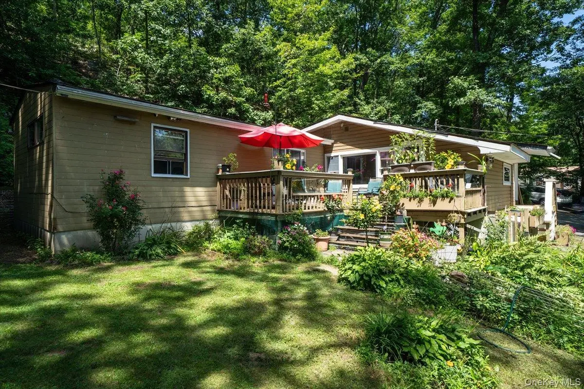 42 Deer Trail S, Greenwood Lake, NY 10925 - #1