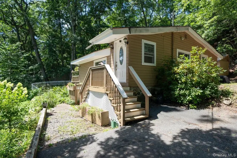 42 Deer Trail S, Greenwood Lake, NY 10925 - #3