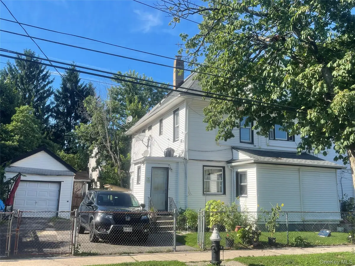 85-56 106th Street, Richmond Hill, NY 11418 - #1