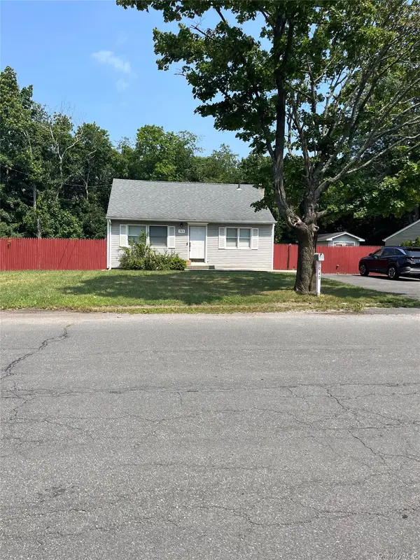 949 Taylor Avenue, East Patchogue, NY 11772
